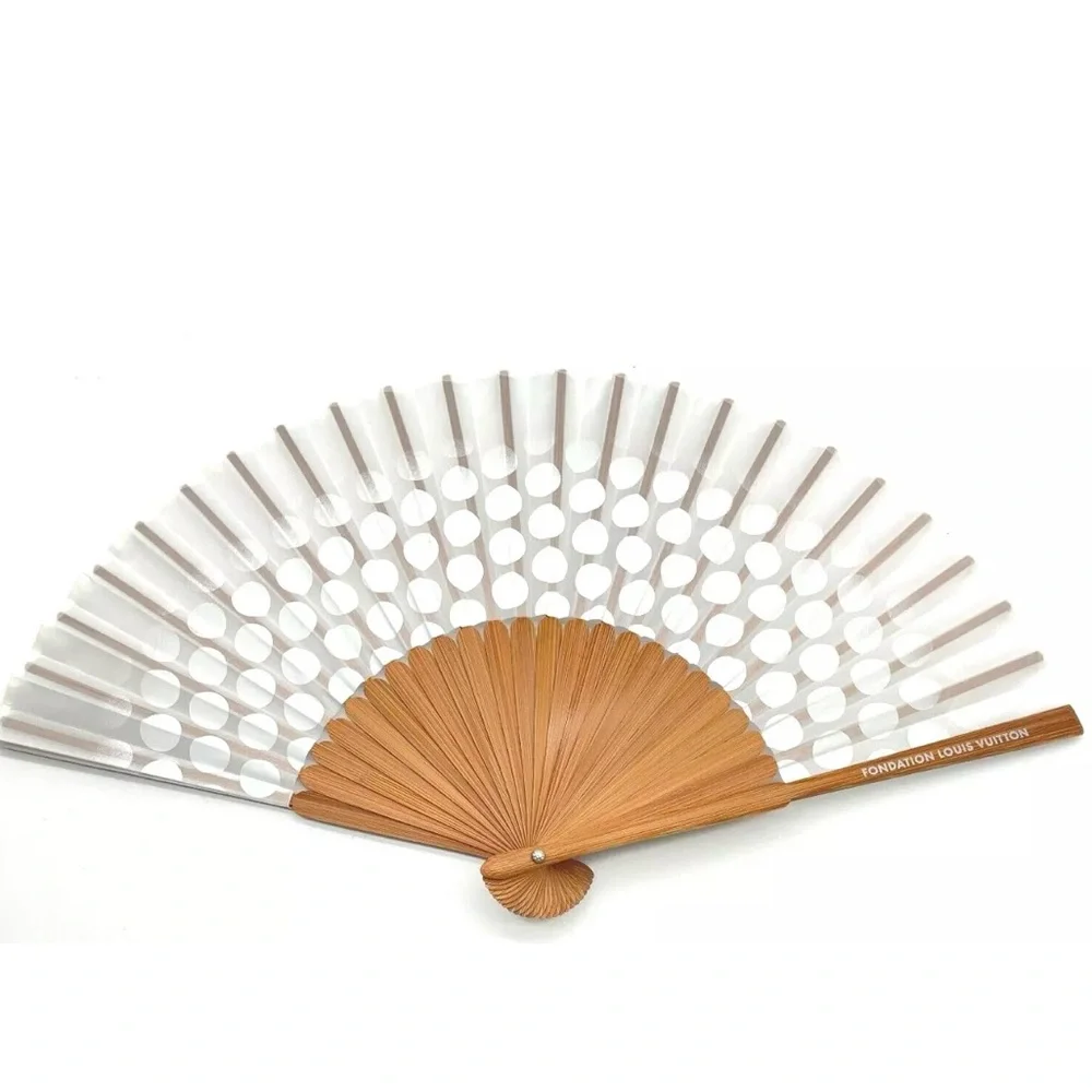 Louis Vuitton White and Brown Fan - Picture 4 of 13
